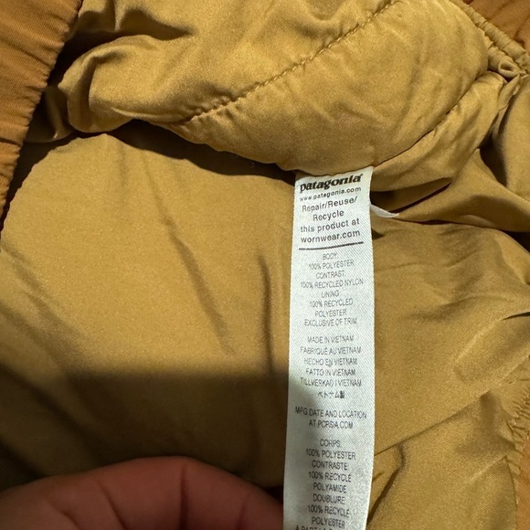 Patagonia Tan and Brown Puffer Jacket with Hood - Picture 7 of 8